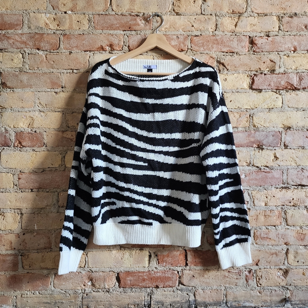 NWT Vylette Black & White Zebra Print Know Sweater Size XXL